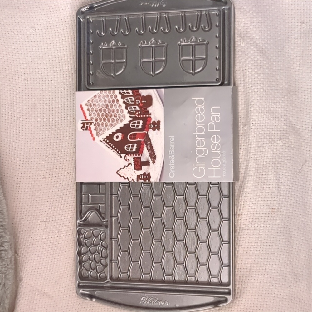 Crate and barrel Wilton gingerbread house pan